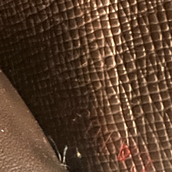 💎Louis Vuitton Damier Porte Fenille Sarah Long wallet. 100% authentic. - Picture 10 of 10